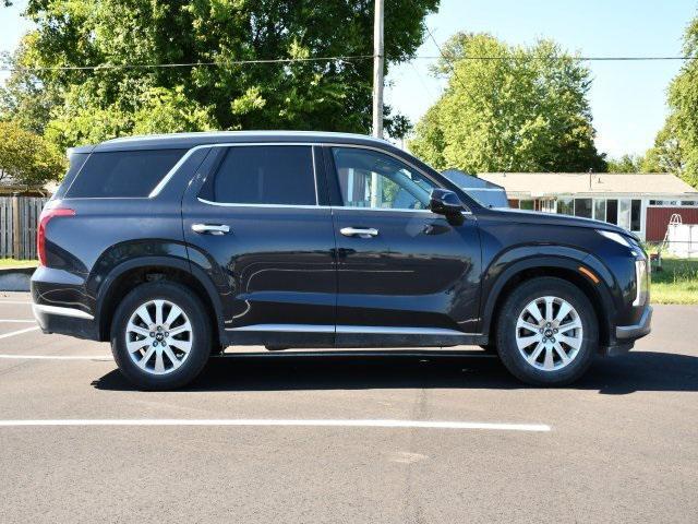 used 2025 Hyundai Palisade car, priced at $34,179