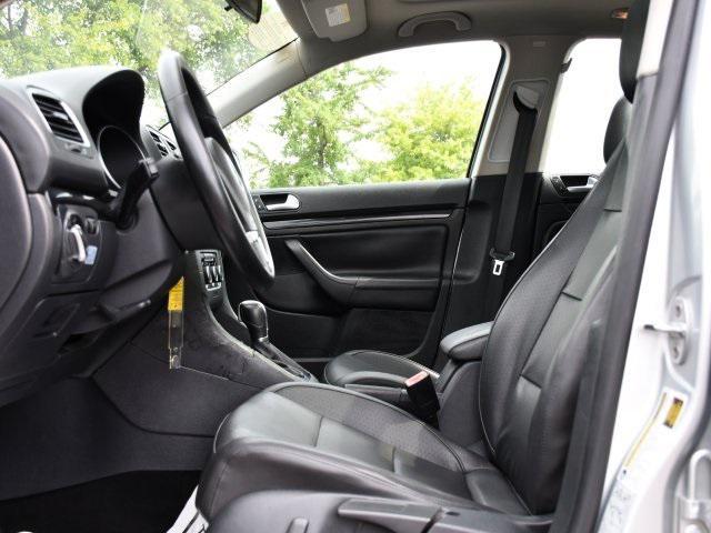used 2014 Volkswagen Jetta SportWagen car, priced at $8,626