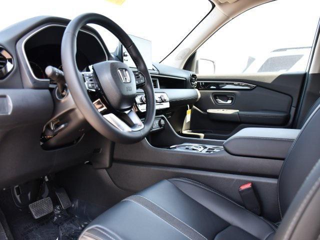 new 2025 Honda Pilot car, priced at $49,166