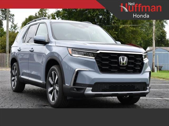 new 2025 Honda Pilot car, priced at $49,450