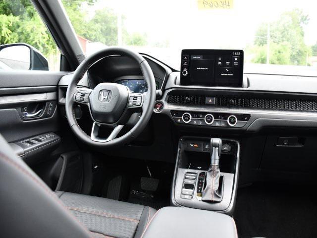 new 2026 Honda CR-V Hybrid car, priced at $40,028