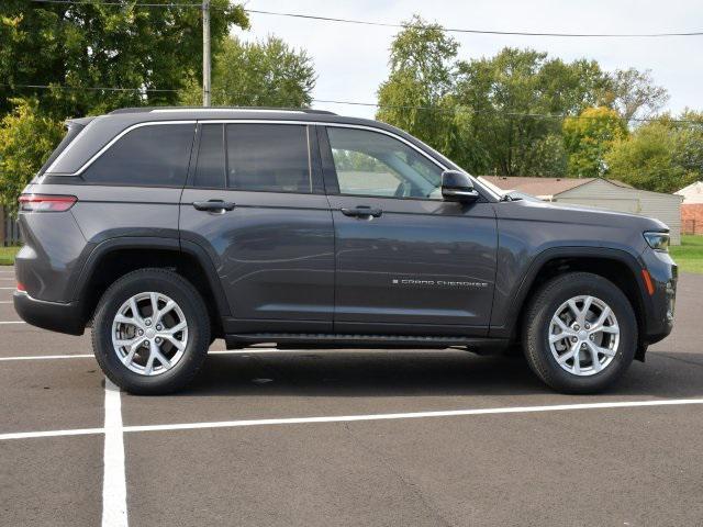 used 2023 Jeep Grand Cherokee car, priced at $27,993
