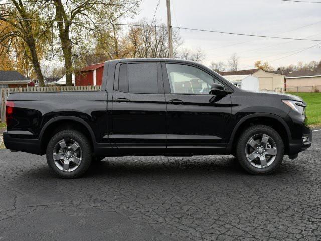 new 2025 Honda Ridgeline car, priced at $44,192