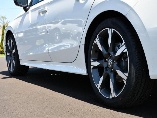 new 2025 Honda Civic Hybrid car, priced at $32,555
