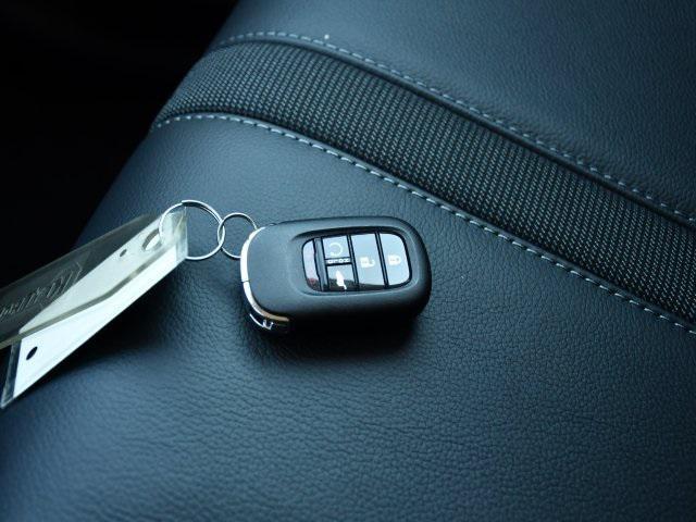 new 2025 Honda Pilot car, priced at $44,816