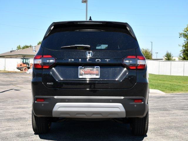 new 2025 Honda Pilot car, priced at $44,816