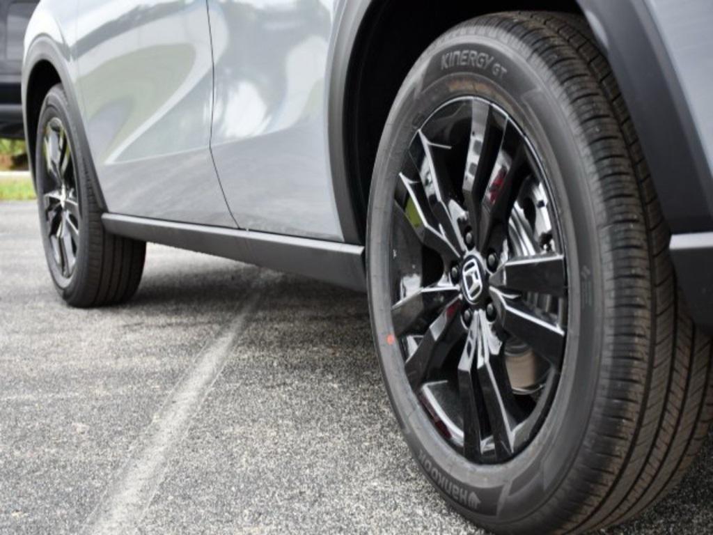 new 2026 Honda HR-V car, priced at $29,998