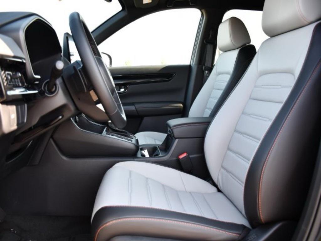 new 2026 Honda CR-V Hybrid car, priced at $40,658