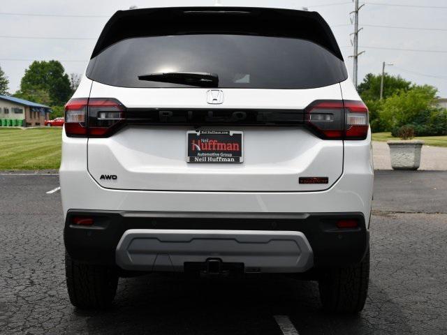 new 2025 Honda Pilot car, priced at $50,055