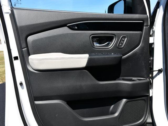 new 2026 Honda Passport car, priced at $43,898