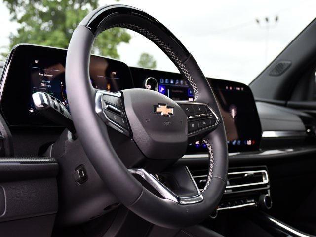 used 2025 Chevrolet Traverse car, priced at $49,984