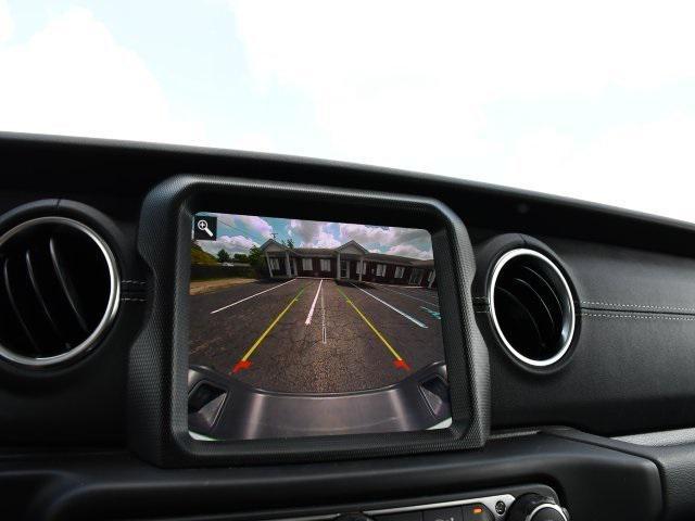 used 2022 Jeep Gladiator car, priced at $29,193