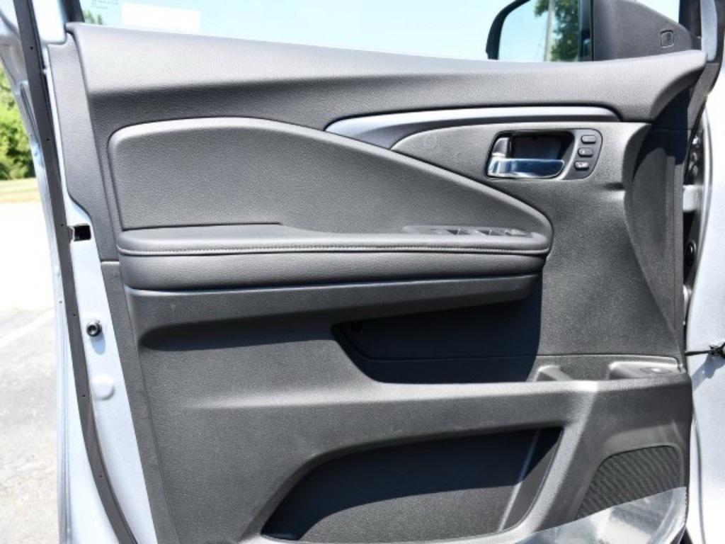 new 2025 Honda Ridgeline car, priced at $41,766