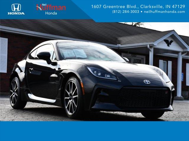 used 2022 Toyota GR86 car, priced at $29,621