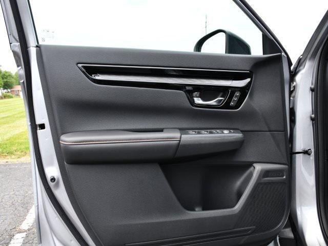 new 2026 Honda CR-V Hybrid car, priced at $43,645