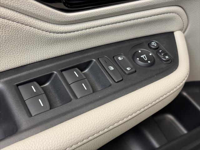 new 2025 Honda Odyssey car, priced at $50,433