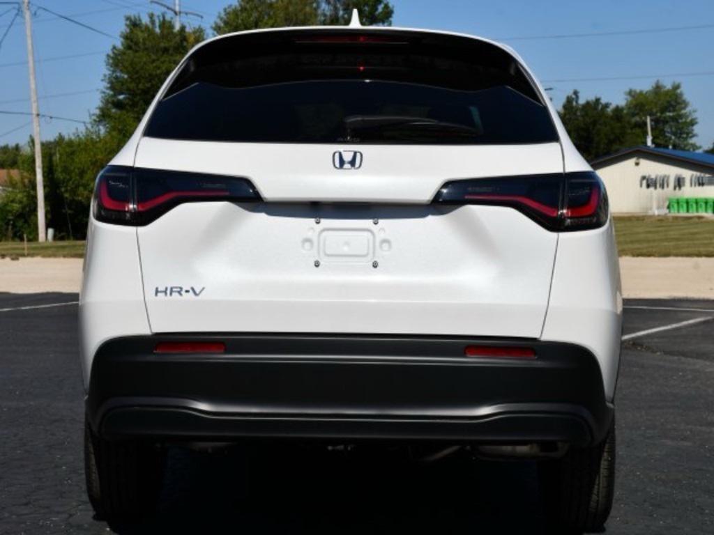 new 2026 Honda HR-V car, priced at $28,421