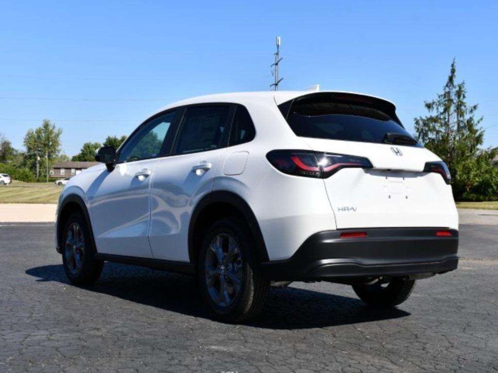 new 2026 Honda HR-V car, priced at $28,421