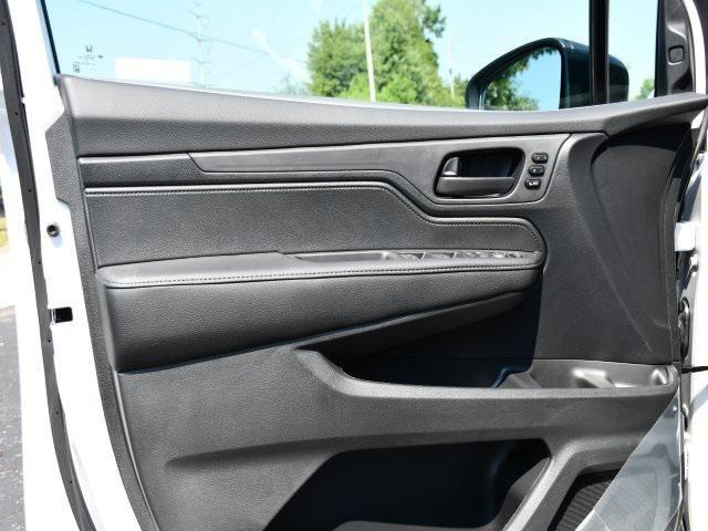 new 2026 Honda Odyssey car, priced at $42,510