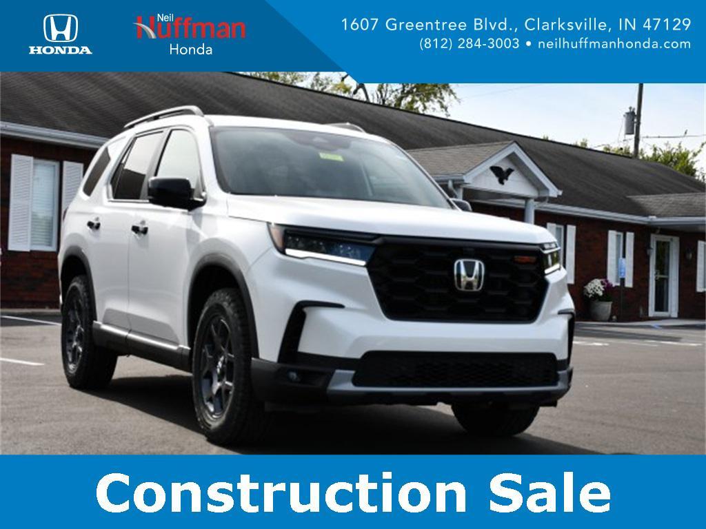 new 2025 Honda Pilot car, priced at $48,259