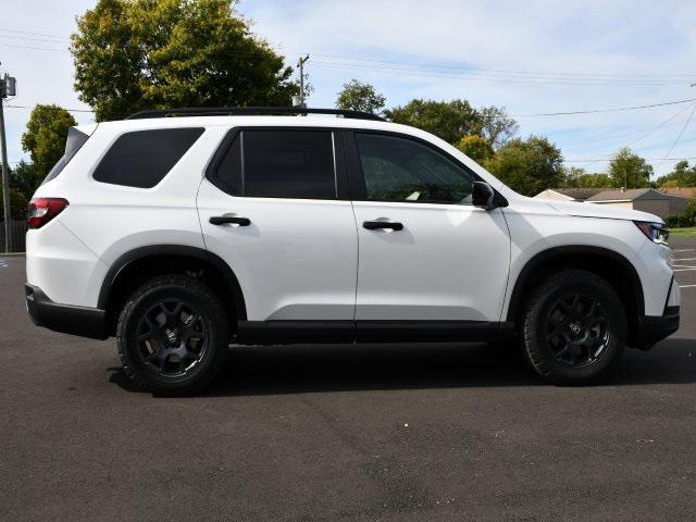 new 2025 Honda Pilot car, priced at $48,259