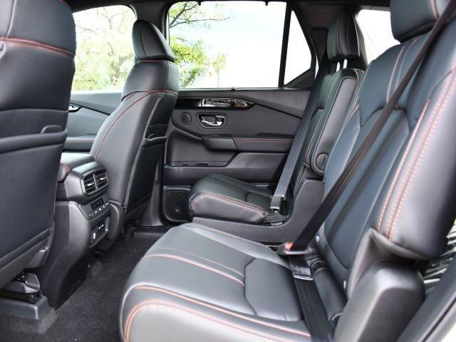 new 2025 Honda Pilot car, priced at $48,259