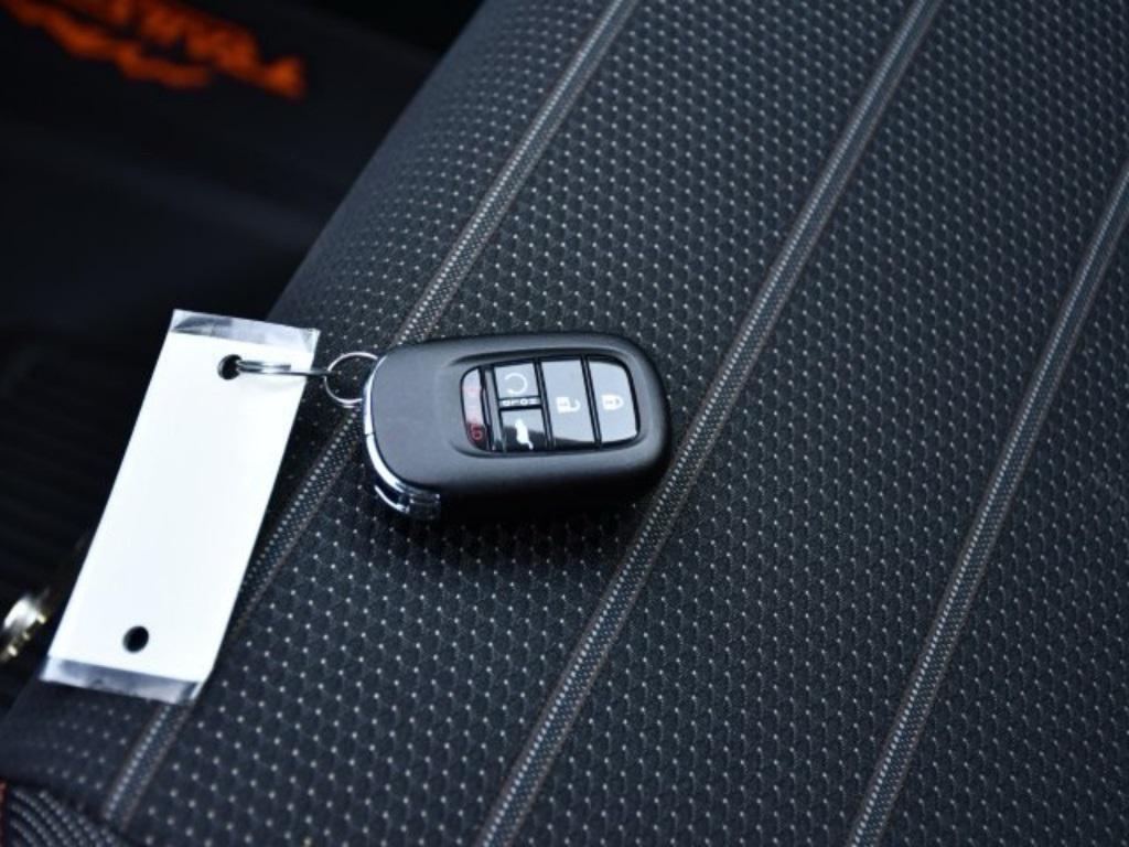 new 2026 Honda CR-V Hybrid car, priced at $38,609