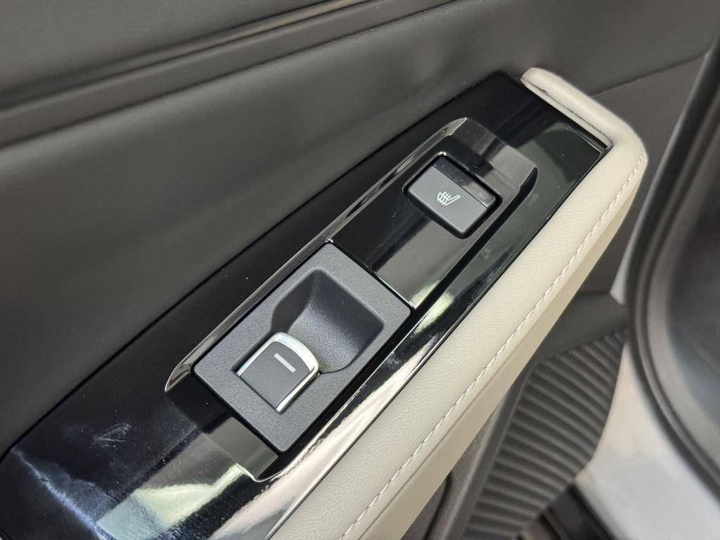 new 2025 Honda Accord Hybrid car, priced at $38,052