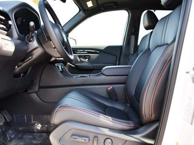 new 2025 Honda Pilot car, priced at $48,259