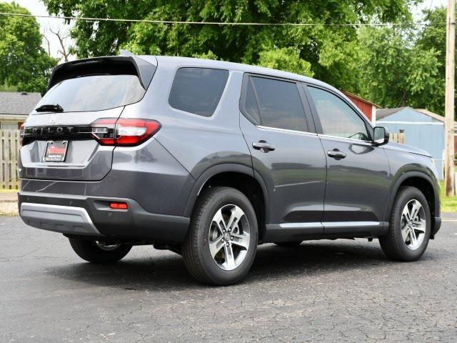 new 2025 Honda Pilot car, priced at $46,550