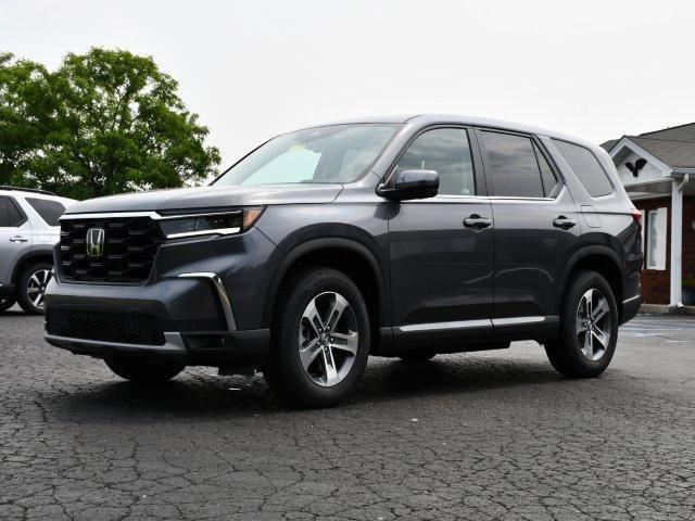 new 2025 Honda Pilot car, priced at $46,550