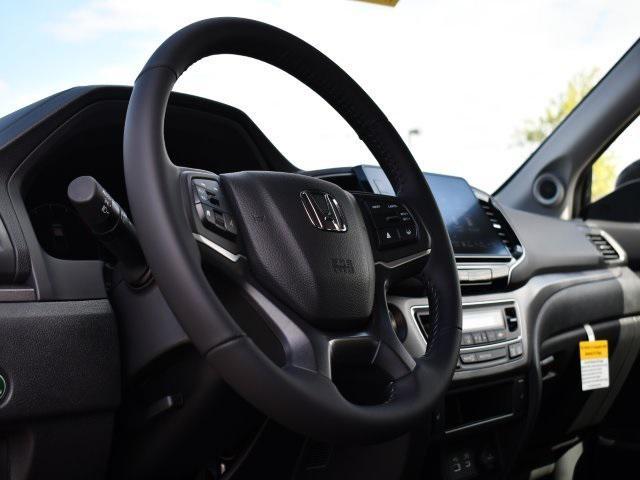 new 2025 Honda Ridgeline car, priced at $42,138