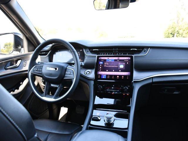 used 2025 Jeep Grand Cherokee car, priced at $41,515