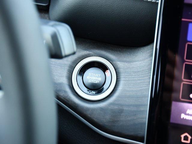 used 2025 Jeep Grand Cherokee car, priced at $41,515