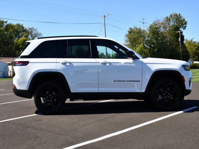 used 2025 Jeep Grand Cherokee car, priced at $41,515