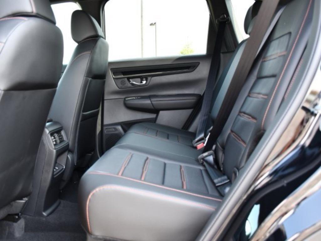 new 2026 Honda CR-V Hybrid car, priced at $39,584