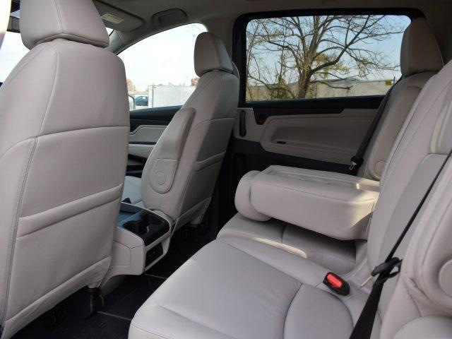 new 2026 Honda Odyssey car, priced at $42,083
