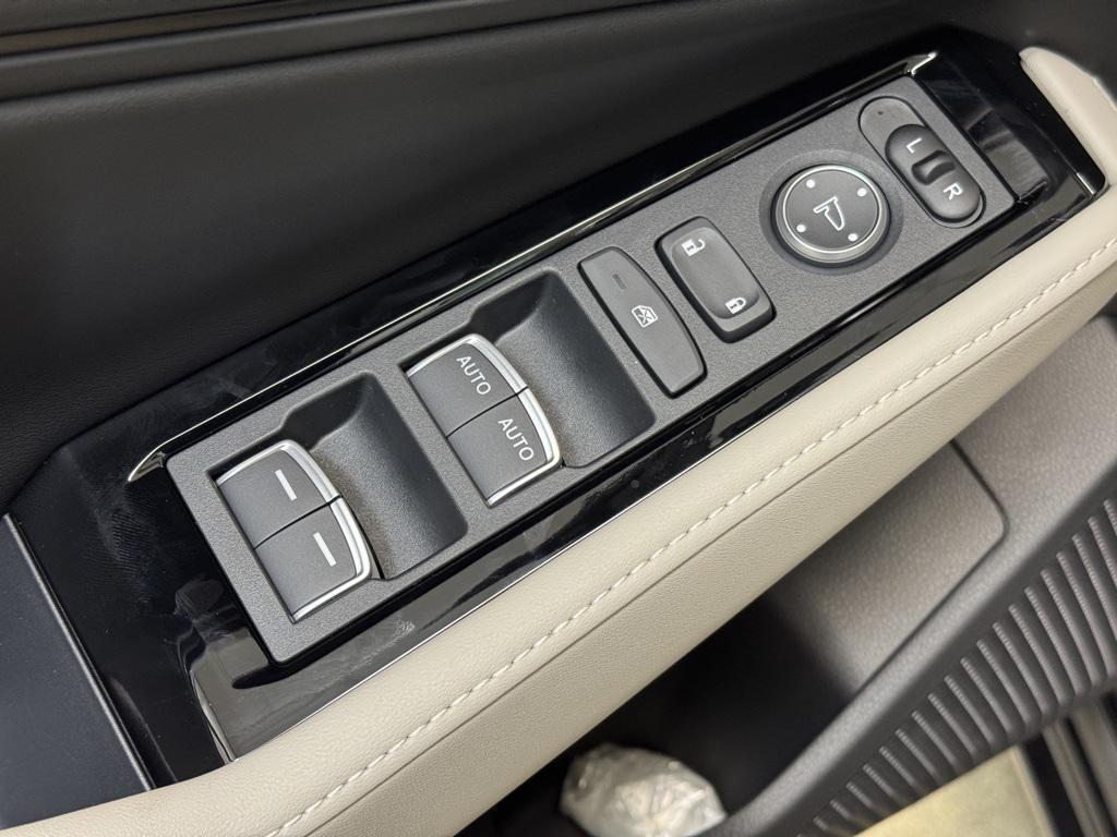new 2025 Honda Accord Hybrid car
