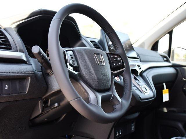 new 2026 Honda Odyssey car, priced at $42,064