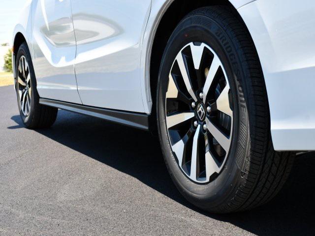 new 2026 Honda Odyssey car, priced at $42,064