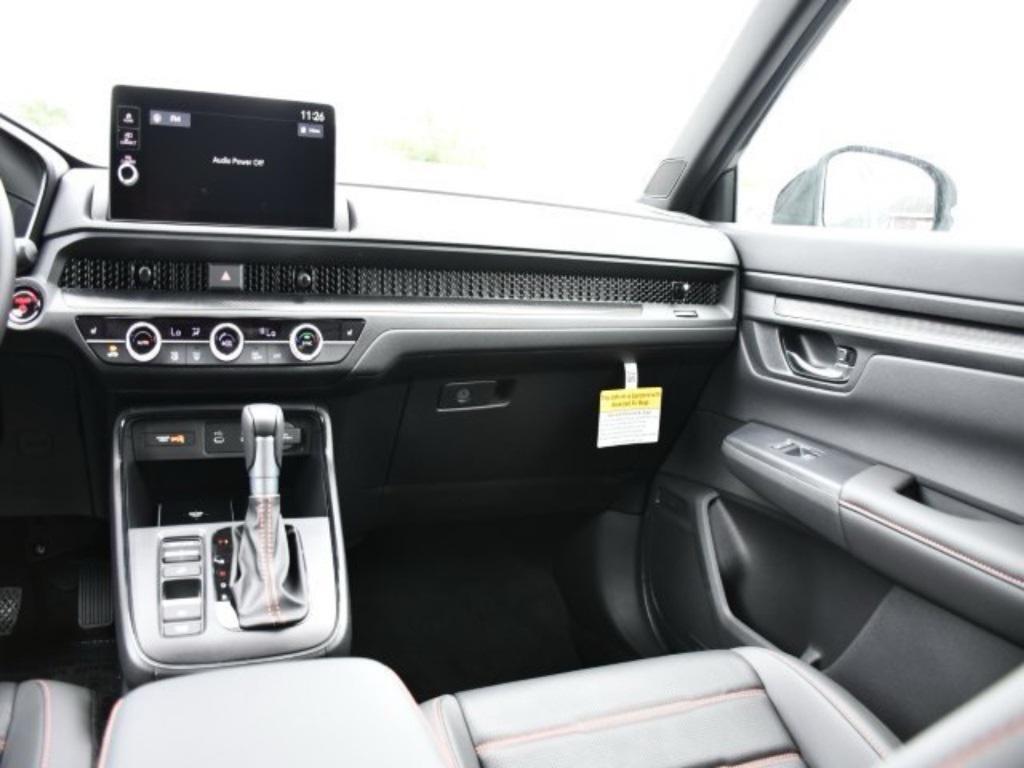 new 2026 Honda CR-V Hybrid car, priced at $39,584