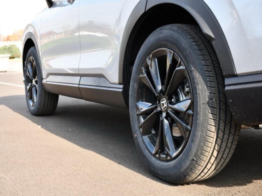 new 2026 Honda CR-V Hybrid car, priced at $40,658