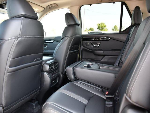 new 2025 Honda Pilot car, priced at $49,512