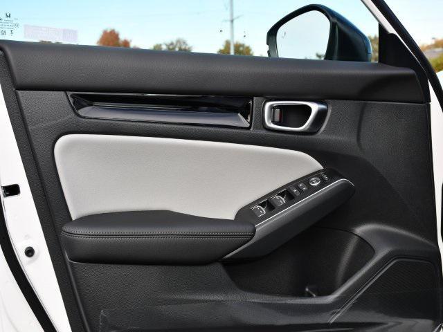 new 2026 Honda Civic Hybrid car, priced at $33,047