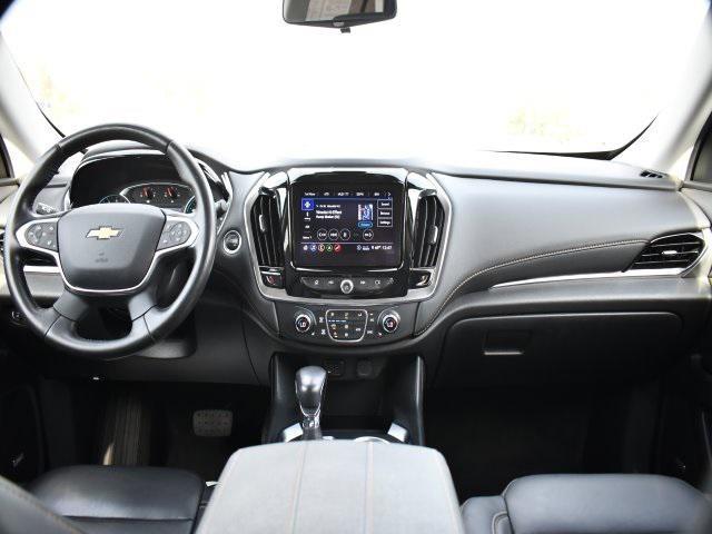 used 2021 Chevrolet Traverse car, priced at $28,682