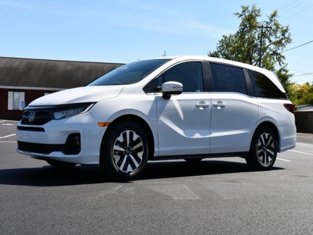 new 2026 Honda Odyssey car, priced at $42,064