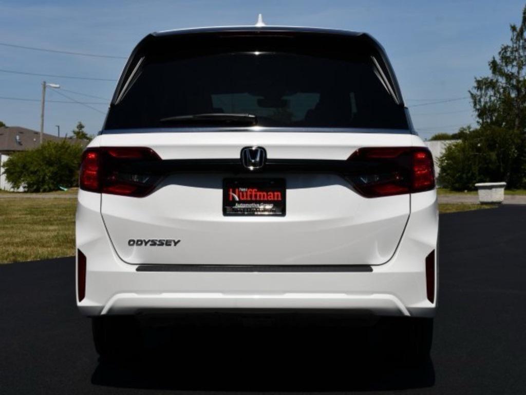 new 2026 Honda Odyssey car, priced at $42,064