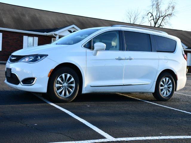 used 2018 Chrysler Pacifica car, priced at $17,366