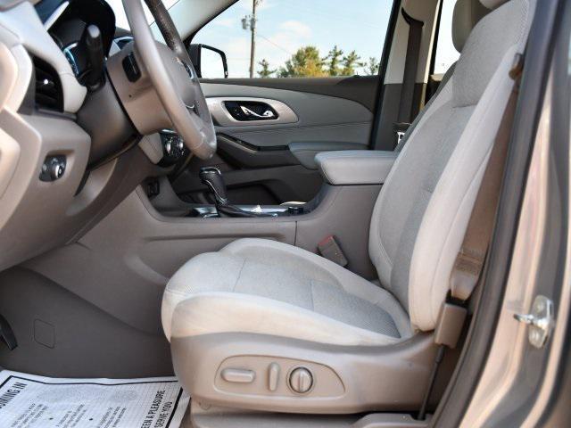 used 2019 Chevrolet Traverse car, priced at $18,301