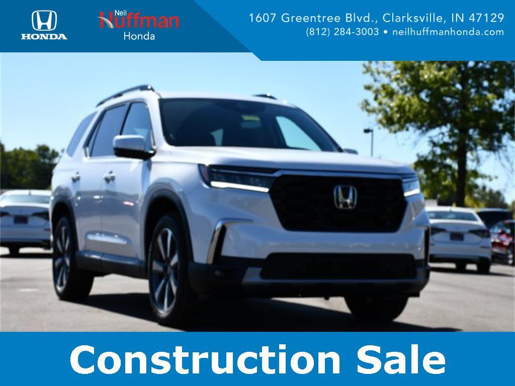 new 2025 Honda Pilot car, priced at $48,445